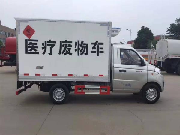 福田奧鈴T3醫(yī)療廢物轉(zhuǎn)運(yùn)車